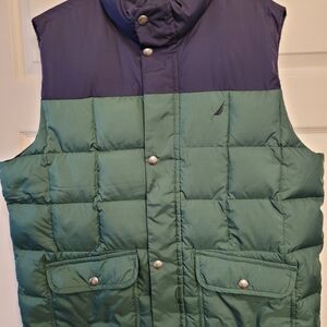 Cold Weather Gear Nautica Men's Puffer Vest - Navy and Green Sz. XL